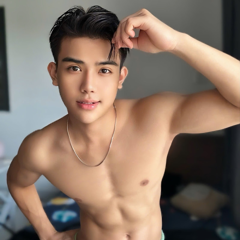 Huỳnh Anh Tiến Official - 網紅的藏寶箱 