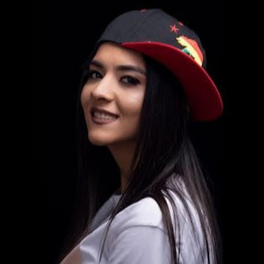 Sura iskenderli yok. Sura iskenderli 2022. Sura iskenderli. Sura iskenderli yok. Şura isgenderli биография.