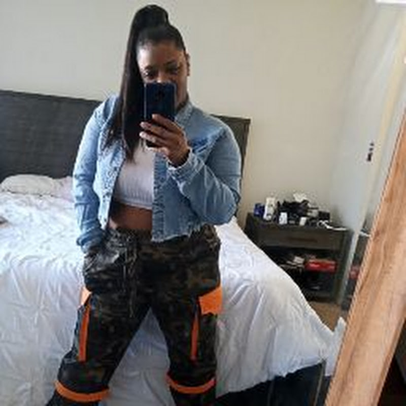 Regina's World Life in Las Vegas