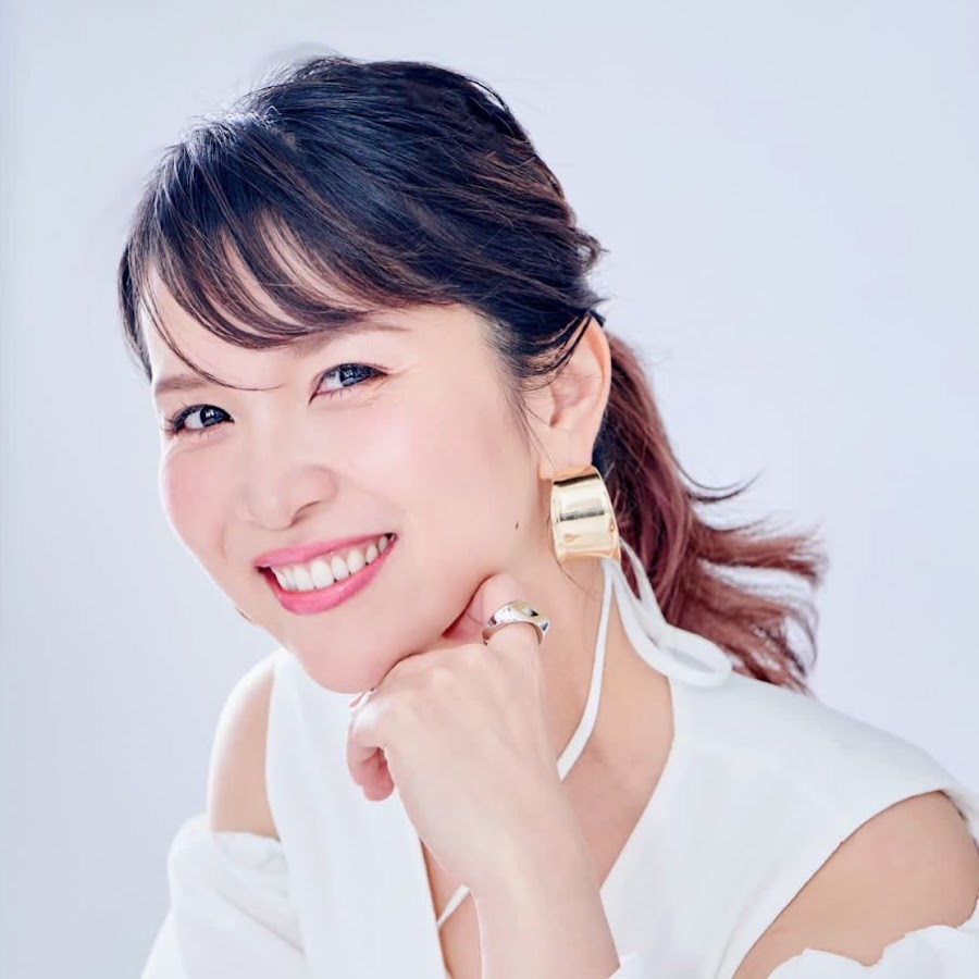 小顔マジシャン吉村沙織 Youtube