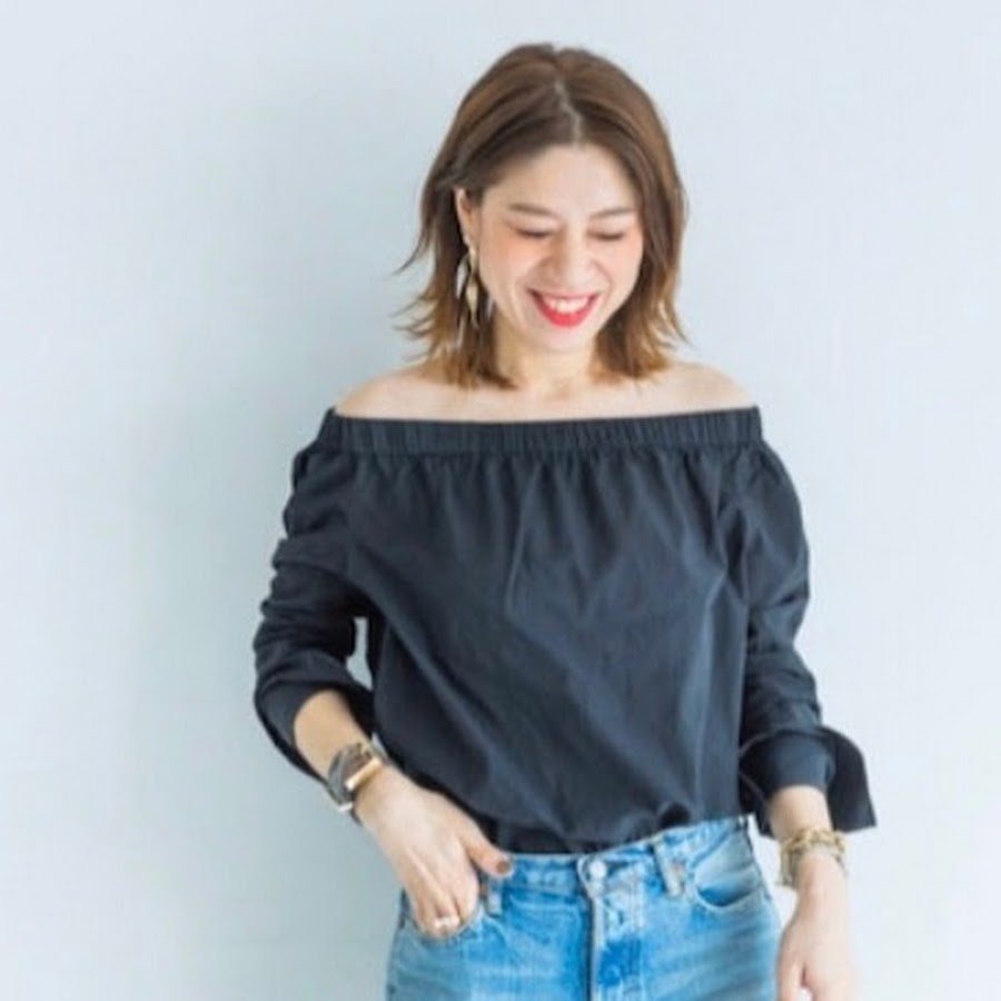 山本あきこ なぜおしゃチャンネル Youtube