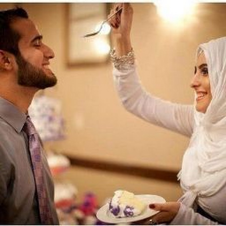 Девушка в хиджабе с парнем. Арабские женщины и мужчины. Мусульманские пары любовь. Мужчина и женщина в исламе. Встречаться с девушкой в исламе.