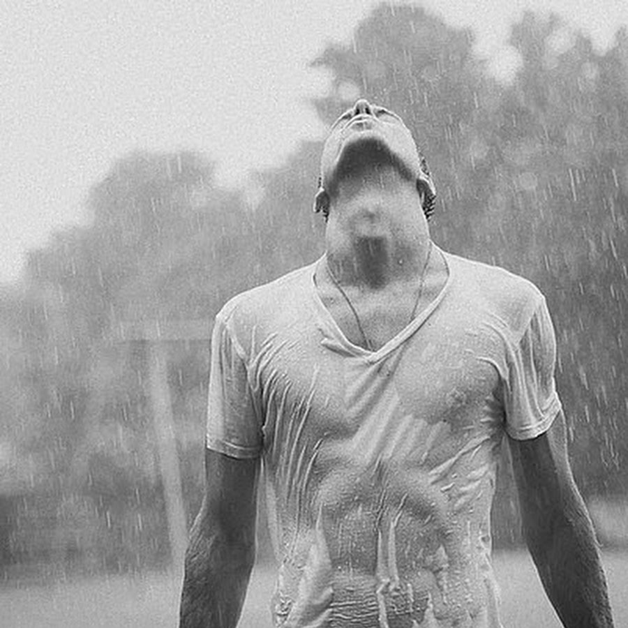 Фир ночь фото. А помнишь на лазурном белые ночи песня. Фир певец национальность. Двое у моря. Фир певец.