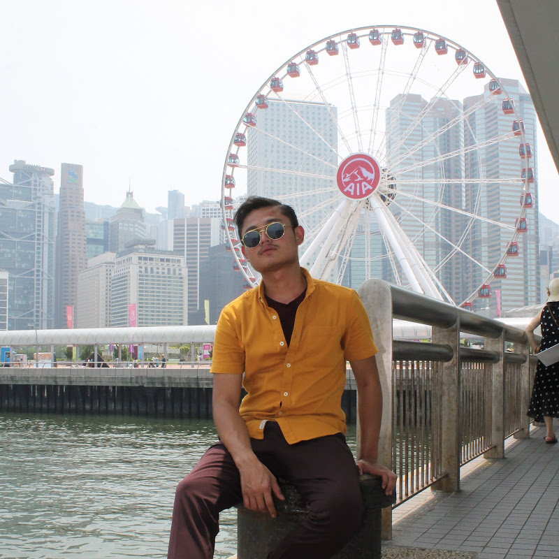 Sabree Mirza - 網紅的藏寶箱 