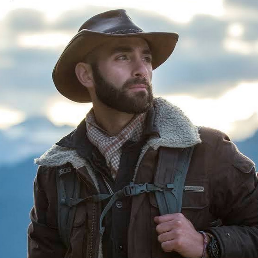 Coyote Peterson - YouTube.