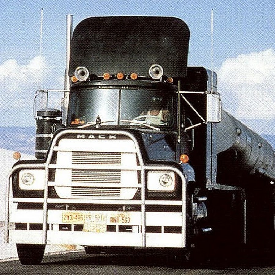 конвой фильм 1978 утенок. конвой резиновый утенок. конвой резиновый утенок. конвой фильм 1978. конвой фильм 1978 резиновый утенок.