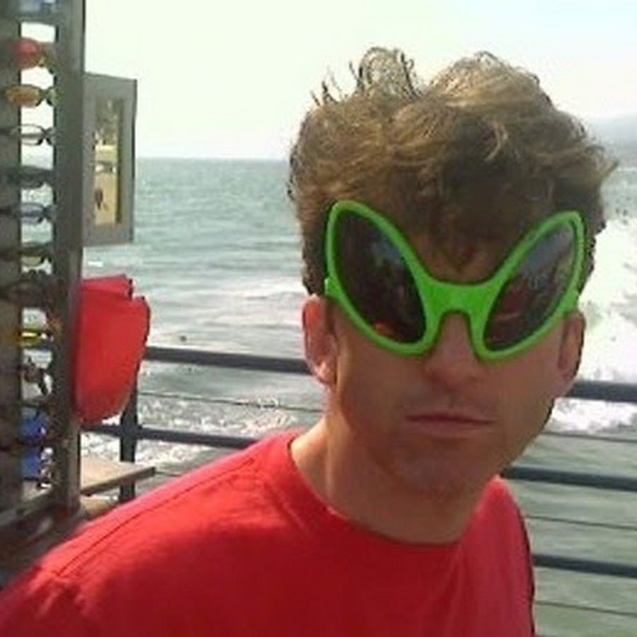 Todd howard alien glasses