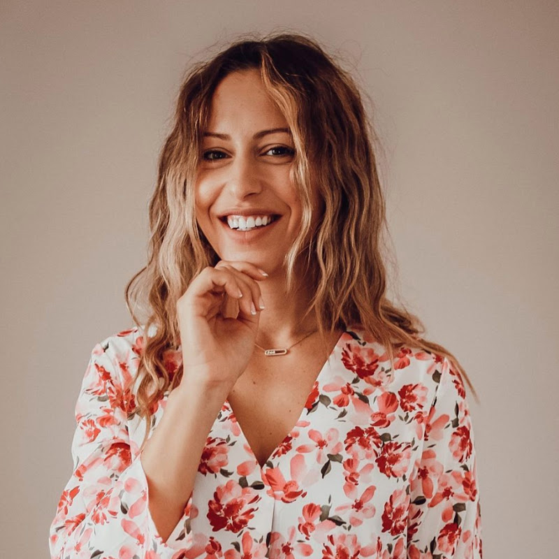 Каролин джанко кинг. Caroline video. Фото caroline ardolino. Кэролайн браш нилсен 2022. Caroline traywick.