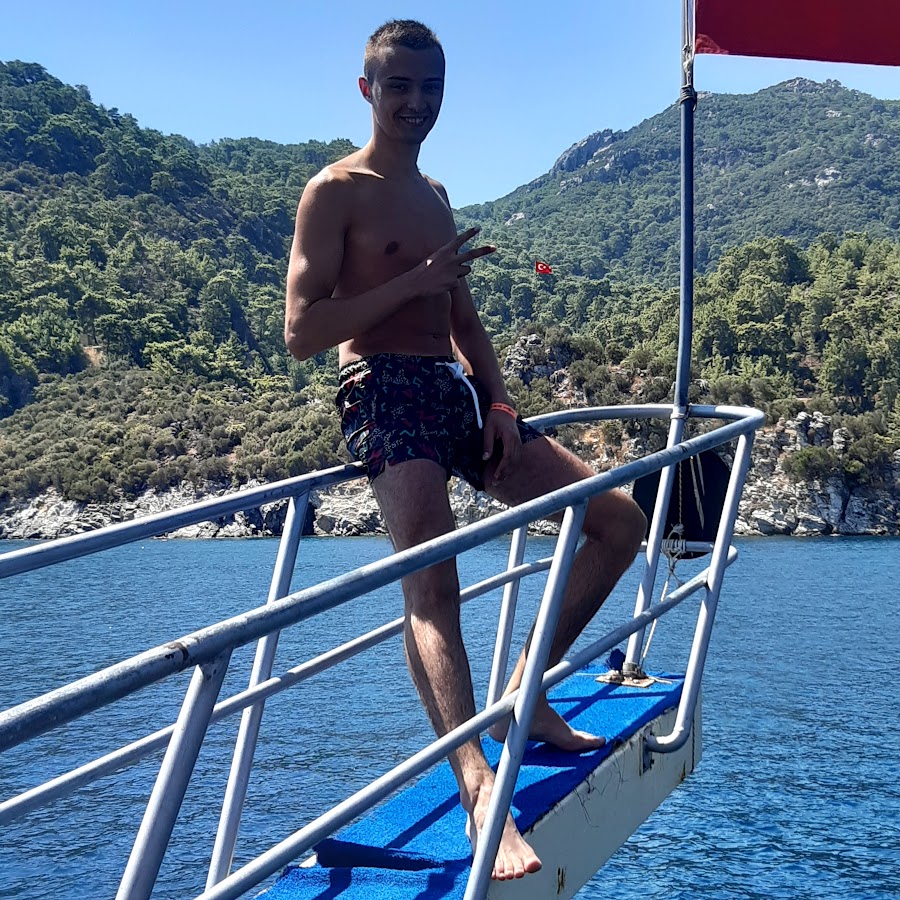 Смоки мо, murovei, guf, ноггано — ozzy. Смоки мо оззи. Ozzy смоки мо guf. Баста смоки см гуф каста. Ozzy смоки мо guf.