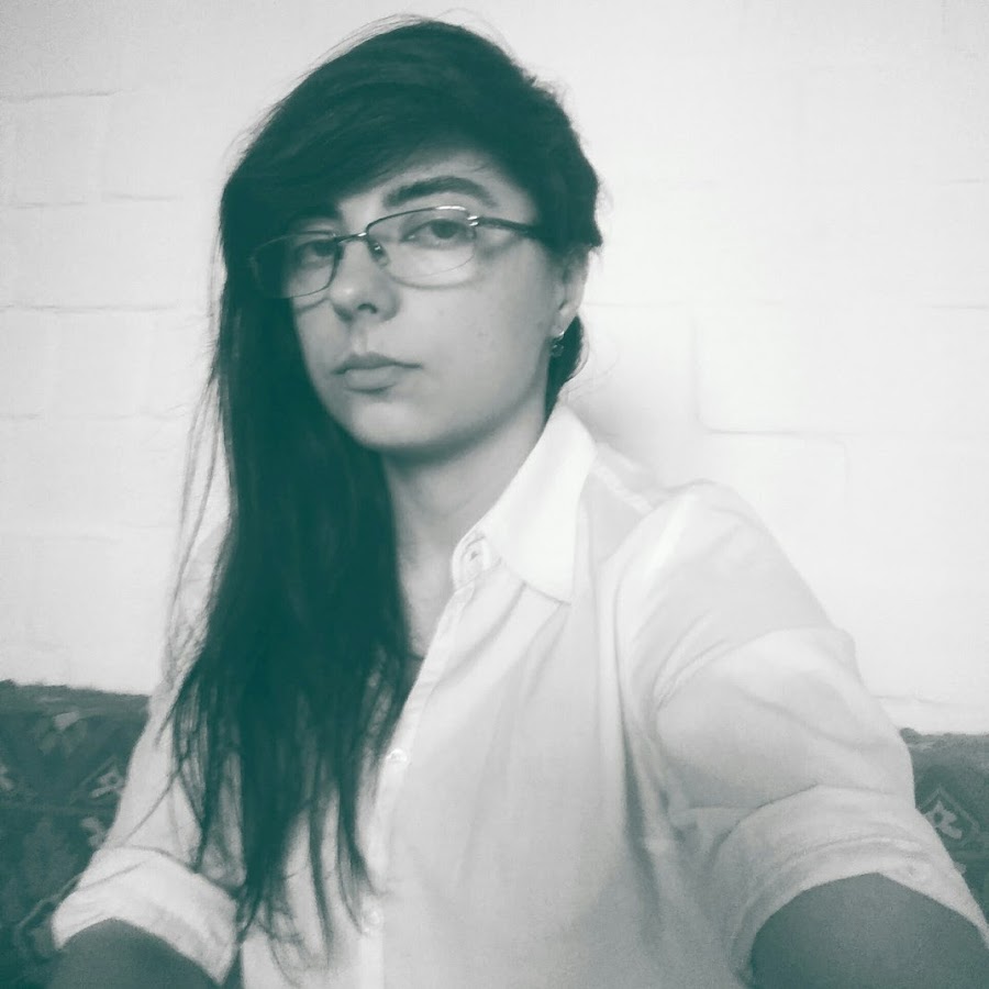 Veronika go. Группа las ketchup. Модель вероника филатова. Близнецы подтанцовка девушки. Вероника филатова москва.