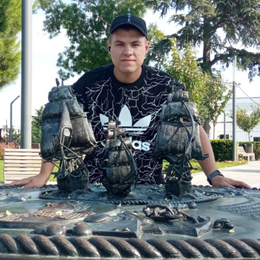 шоссейные контактные педали time impact. алексей орлов велосипедист москва ярославская улица. крути педали. группа лидеров крутящих педали. путин и медведев на велосипеде тандем.