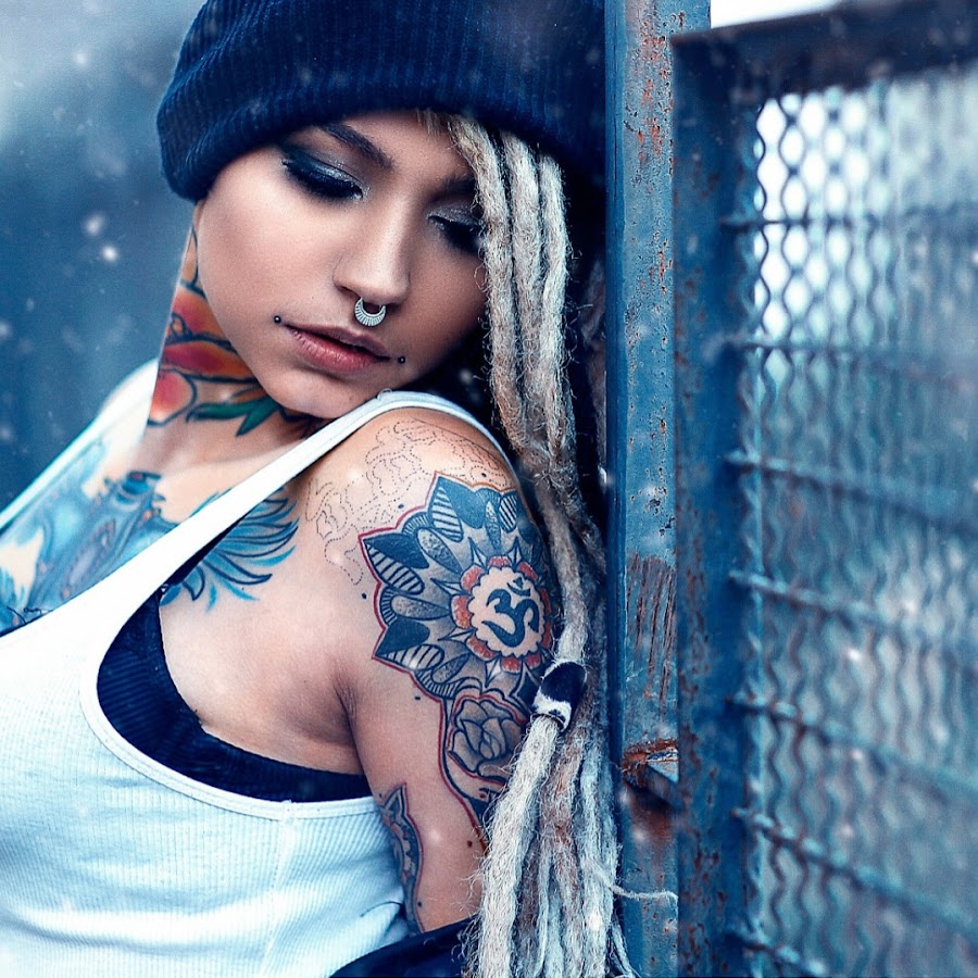 Авы девушек с тату. Тату для девушек. Красивые татуированные девушки. Красивые тату для девушек