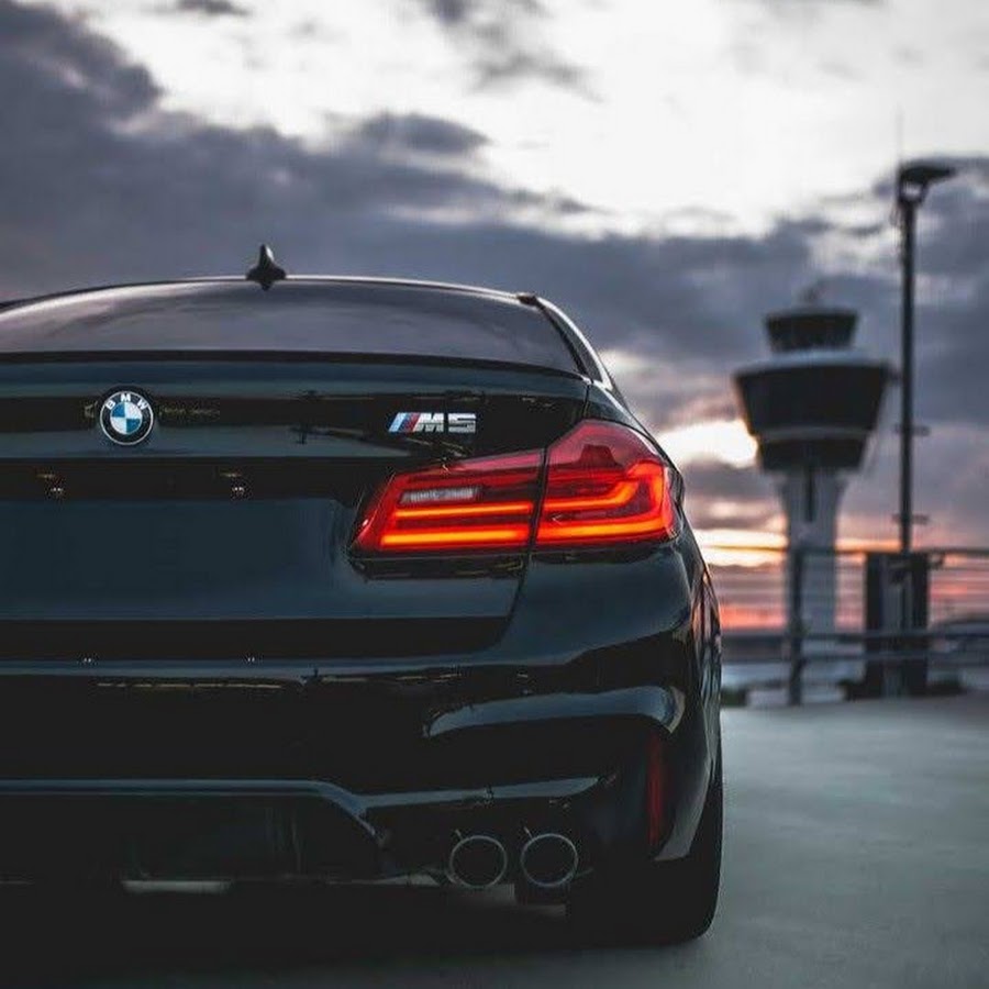 Бмв ф90 ночью. BMW m5 f90 Black. БМВ м5 ф90