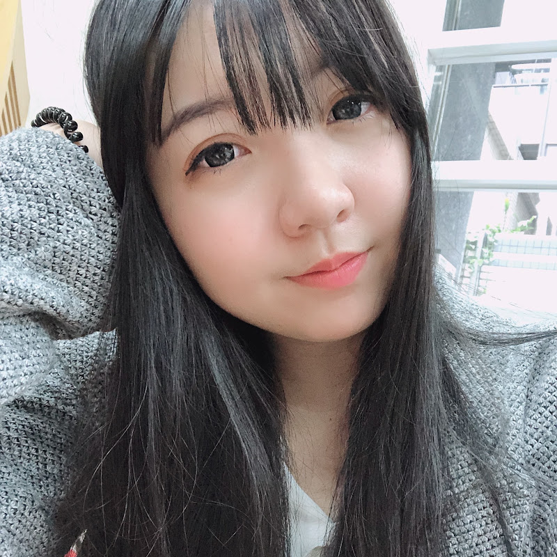 Eva Linn - 網紅的藏寶箱 