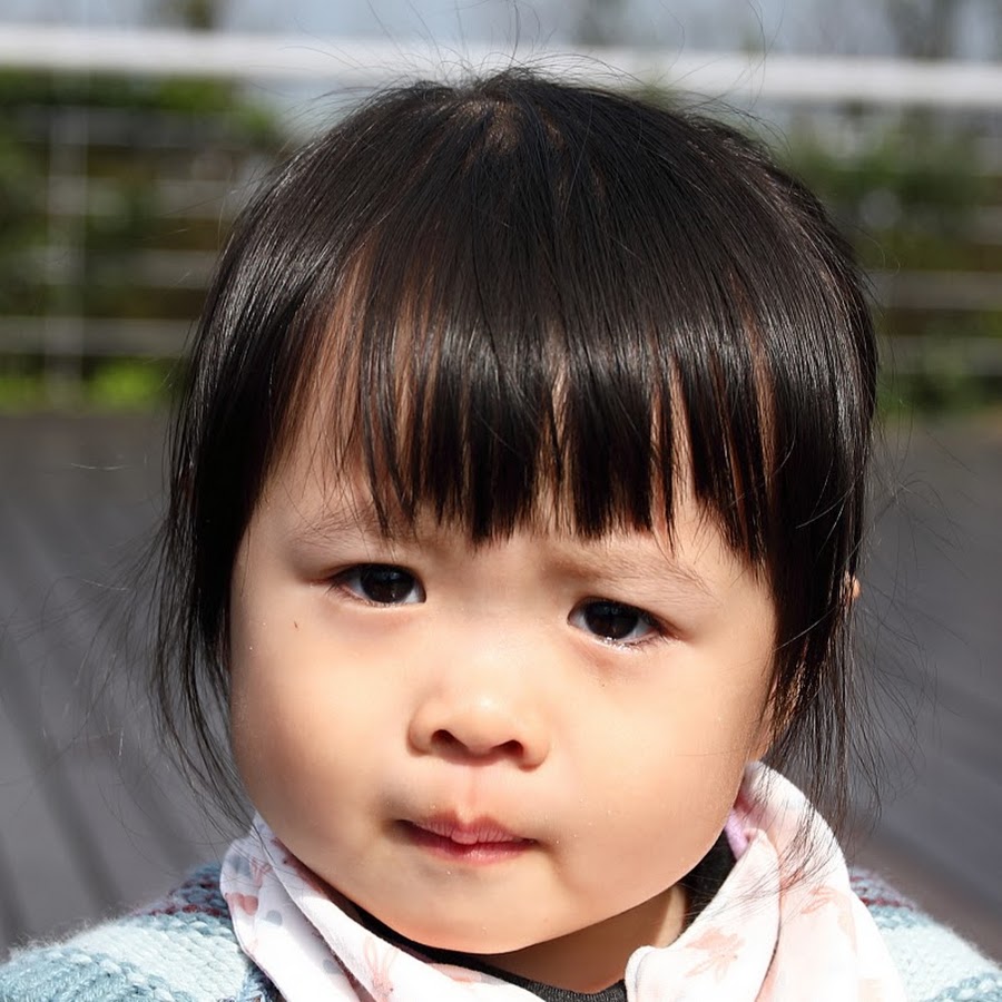 Русско китайский мальчик. Китайские дети. Дети с узкими глазами. Красивые дети китайцы. Дети русских и китайцев.