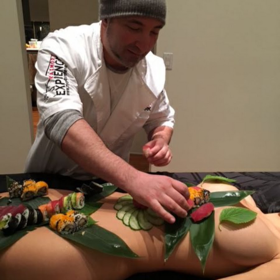 Nyotaimori "Naked" Sushi Experience - YouTube.