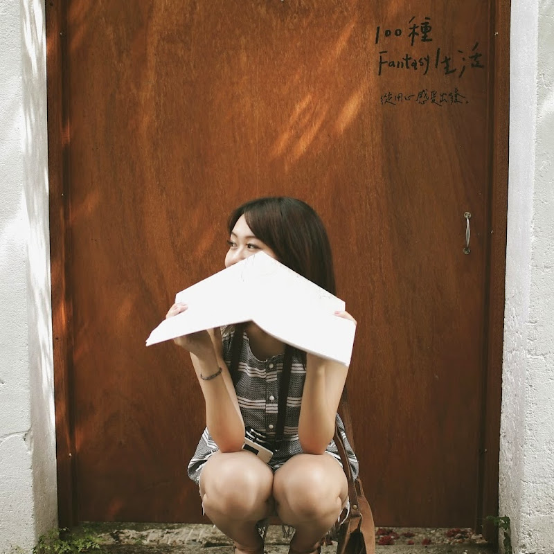 Yuchia Lee - 網紅的藏寶箱 