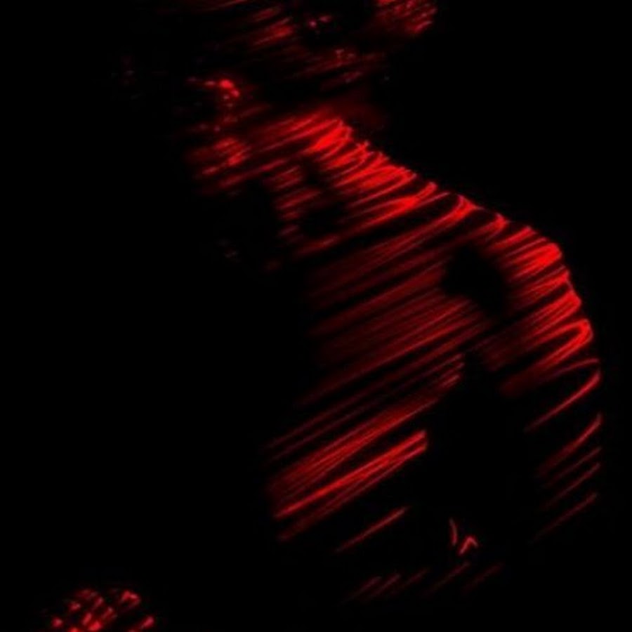 Красный страх. Красная жуткая эстетика. Темный лес ужасы. Красный страх. Красный страх.