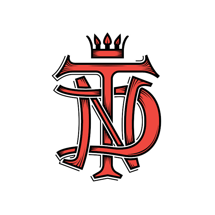 หม่อมถนัดแดก Net Worth & Earnings (2026)