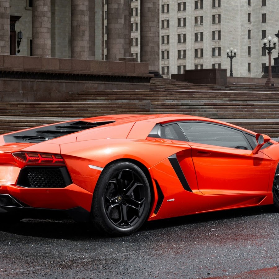 Lamborghini Aventador lp700 Orange