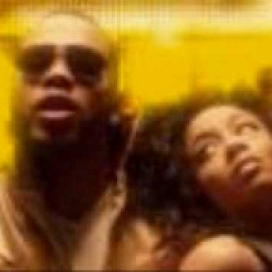 Right round flo. Flo rida группа. Flo rida right round feat. Right round флоу райда. артем right round.