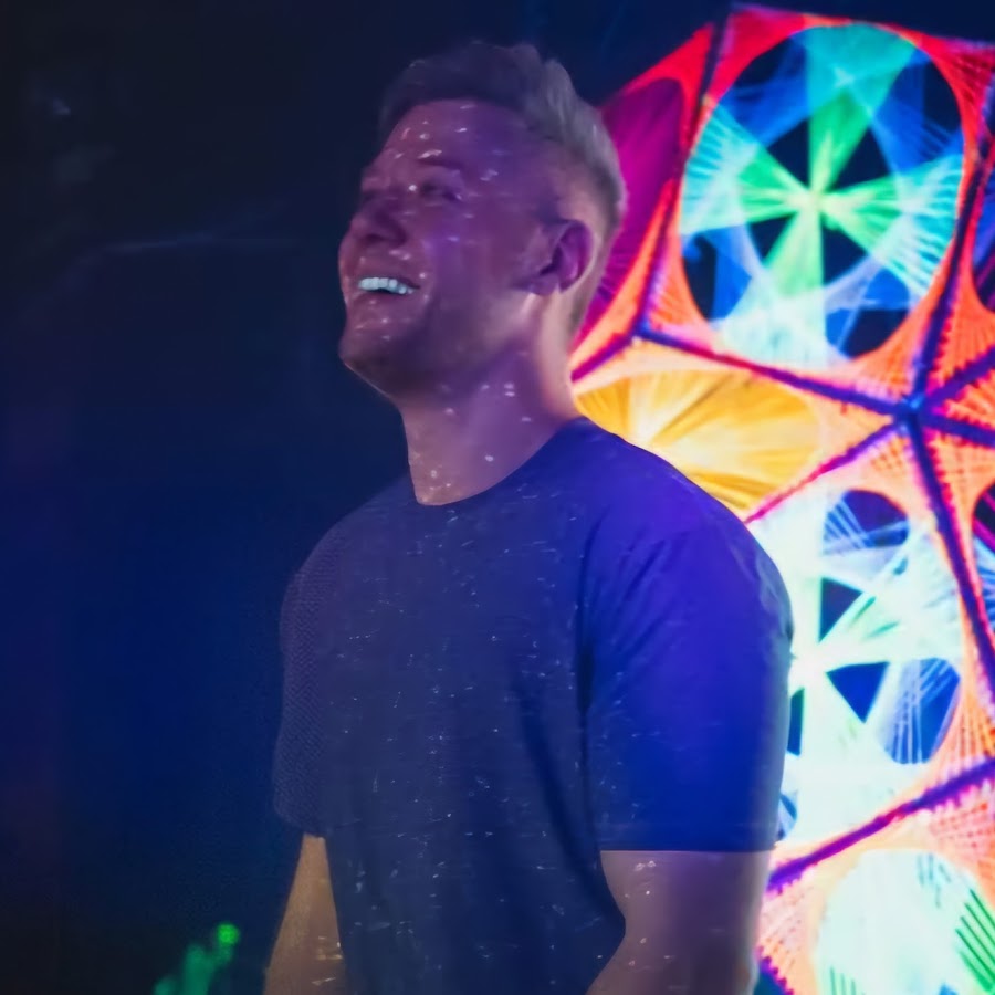 Picturethis-studios - jamie west. Jamie west. Starlight tower. Jamie west. Jamie west.