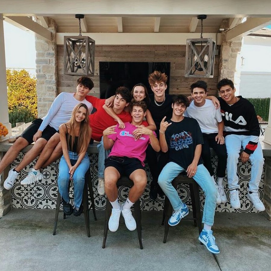 AKedOLTYL9JaRSo155ScdW79fzjjDcSguuSK2_huPsFO=s900ckc0x00ffffffnorj