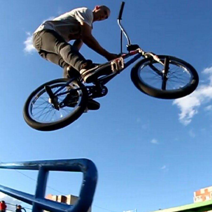 BMX трюки Vert