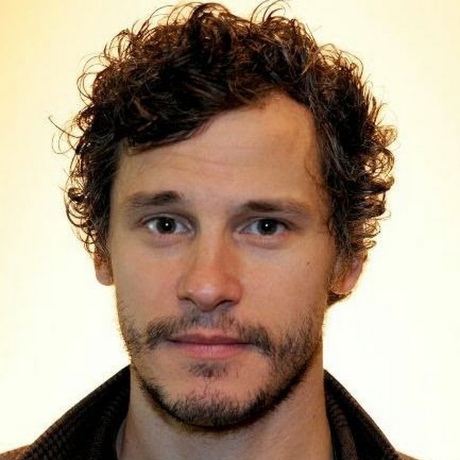 Николас жиро adel. Николас жиро молодой. Злоключения кассирши фильм 2011. Николя жиро фильмы. Клод жиро.