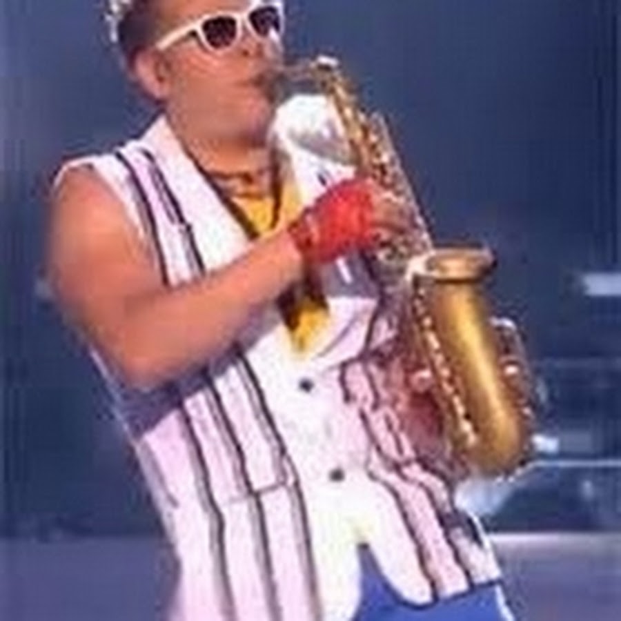 Sax guy. Epic Sax guy рекорд Гиннесса. Black Epic Sax guy. Epic Sax guy кто он.