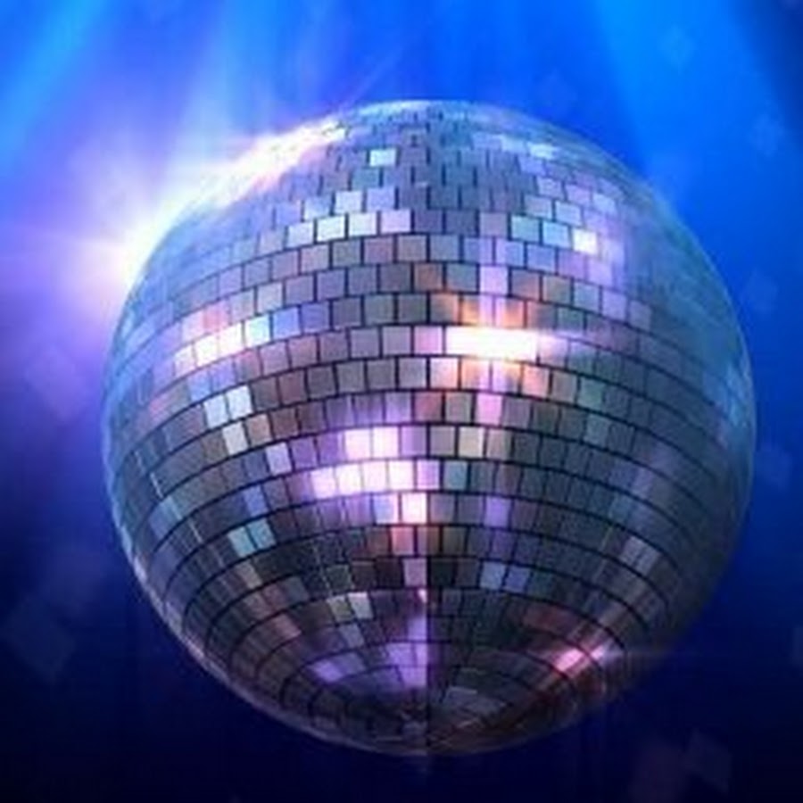 Зеркальный шар в клубе