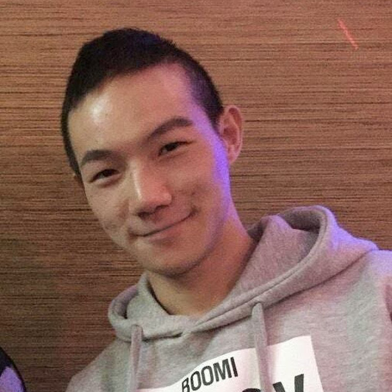 伊萊Eli Jyan - 網紅的藏寶箱 