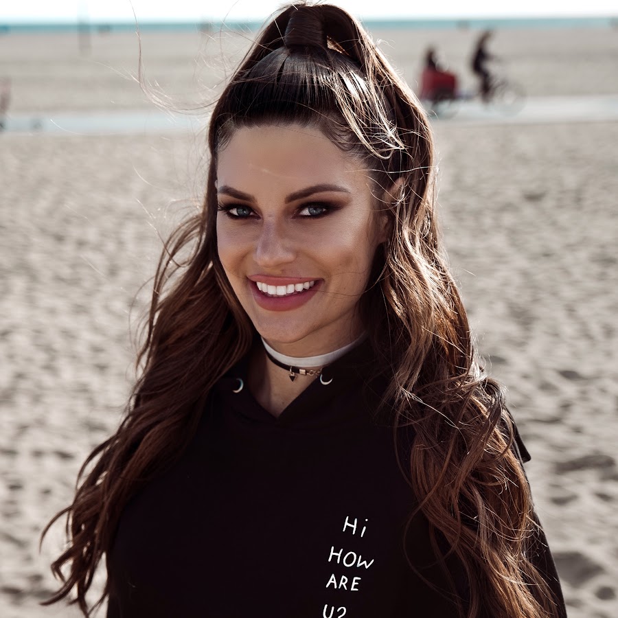 Hannah Stocking - Youtube