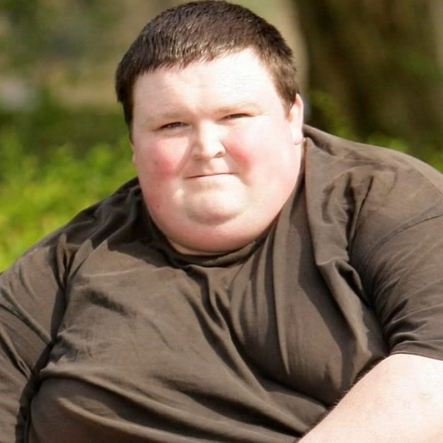 хмурое лицо. джек блэк 2019. толстое мужское лицо. джона хилл прическа. толстое мужское лицо.