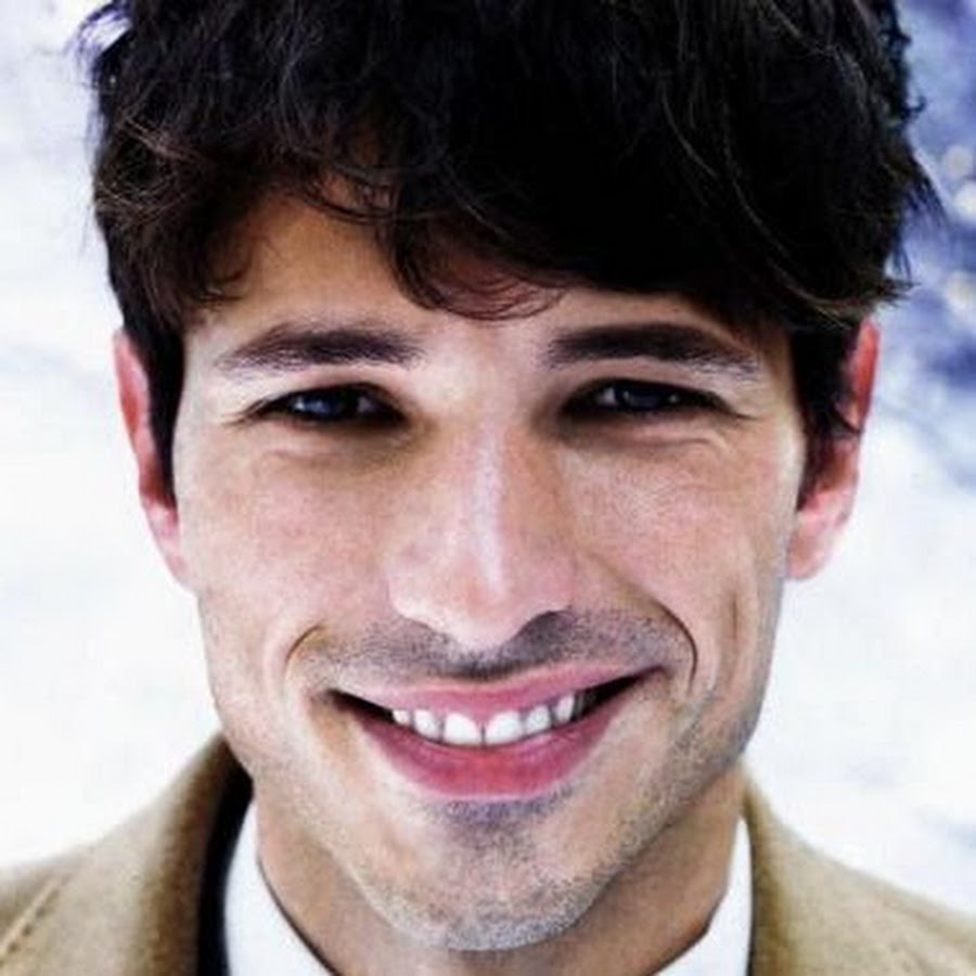 John max. Max + johann. John max. John max. Иэн макэлхинни дети.