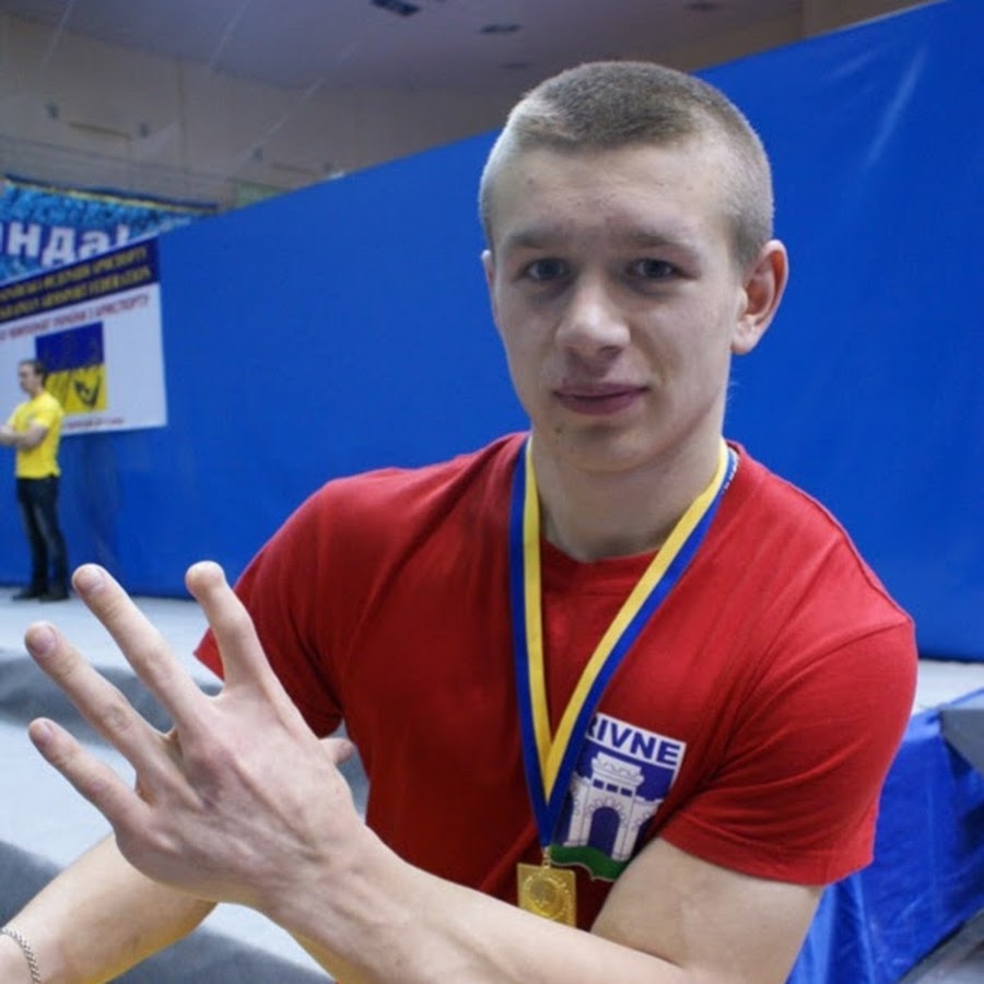 Маттиас Шлитте армрестлер