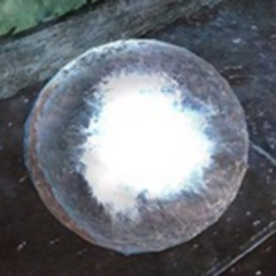 Зеркало со скрытым изображением обнаружено в музее цинциннати. Артефакт душа сталкер. Артефакты света. Магические предметы фэнтези. Артефакт лунный свет зов припяти.