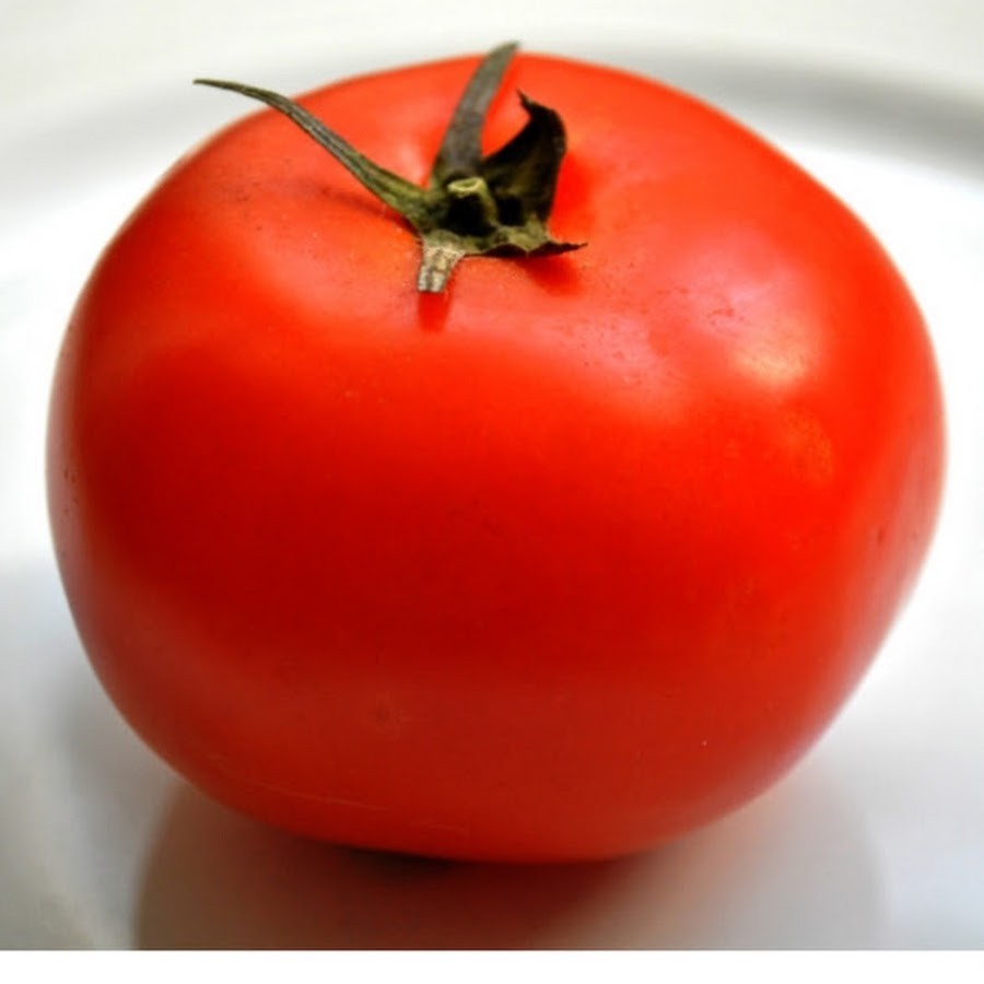 красные овощи. овощи и фрукты красного цвета. красный помидор. томат брендивайн полосатый.