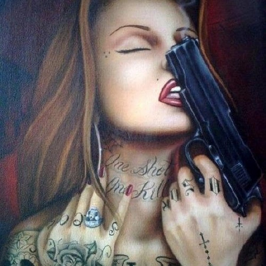 Дерзкая девушка с пистолетом
