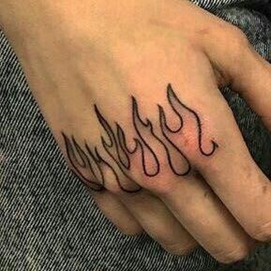 татуировка огонь на руке