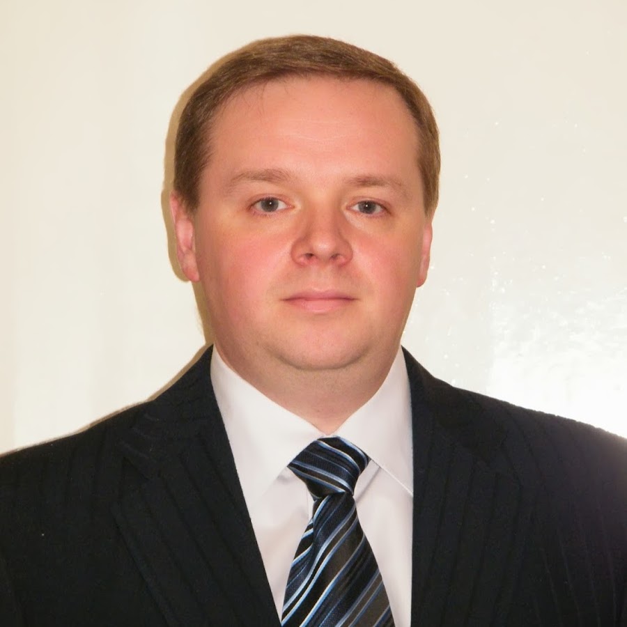 Александр Колесников хоккеист