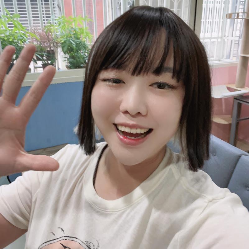 摸哥 - 網紅的藏寶箱 