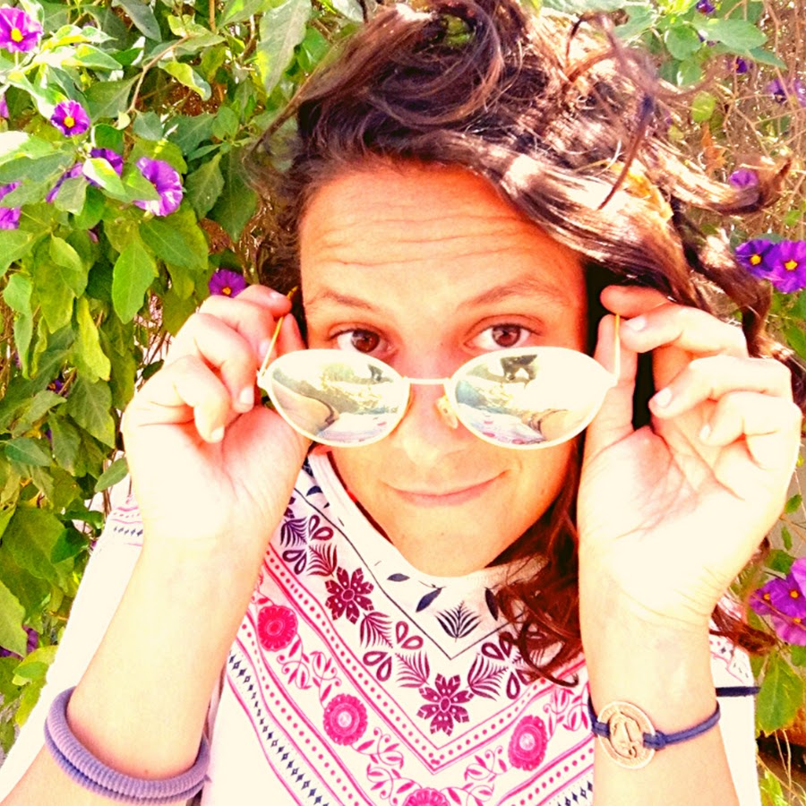 Алида лайф на дзен последнее видео. Алида лайф на дзен последнее видео. Алида морберг без макияжа. Алида певица в купальнике. Alida life.