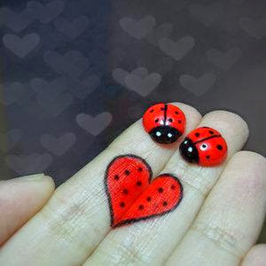 Божья коровка с сердечком