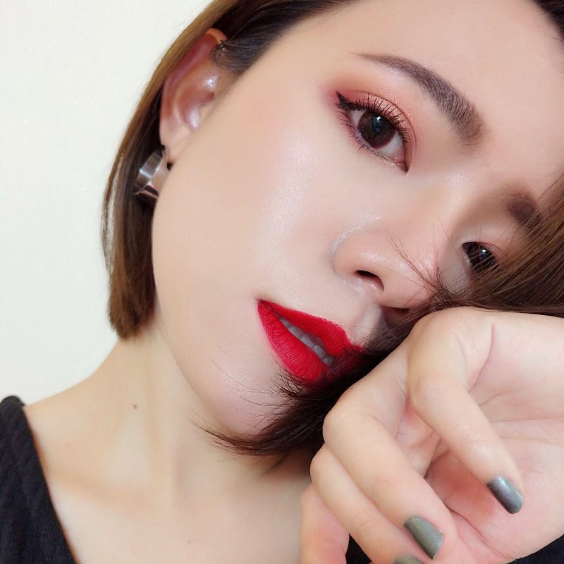 WU CHING我是烏青 - 網紅的藏寶箱 