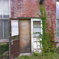 Thumbnail of related channel