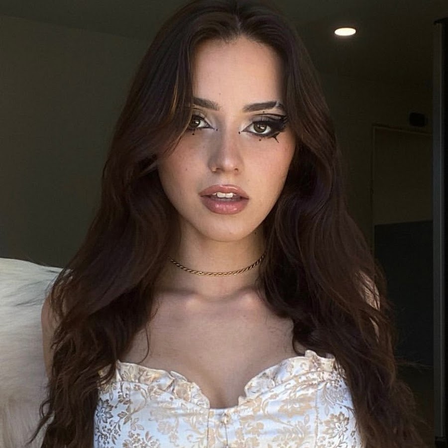 AMLnZu-0NOQn8gOLoyvO-9O-dXGeN0eeKxrBNlvcmWLPdA=s900-c-k-c0x00ffffff-no-rj