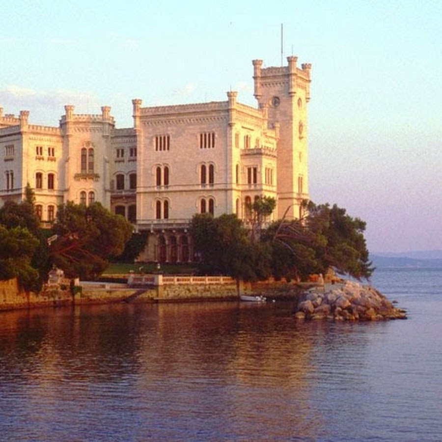 Замок мирамаре триест италия