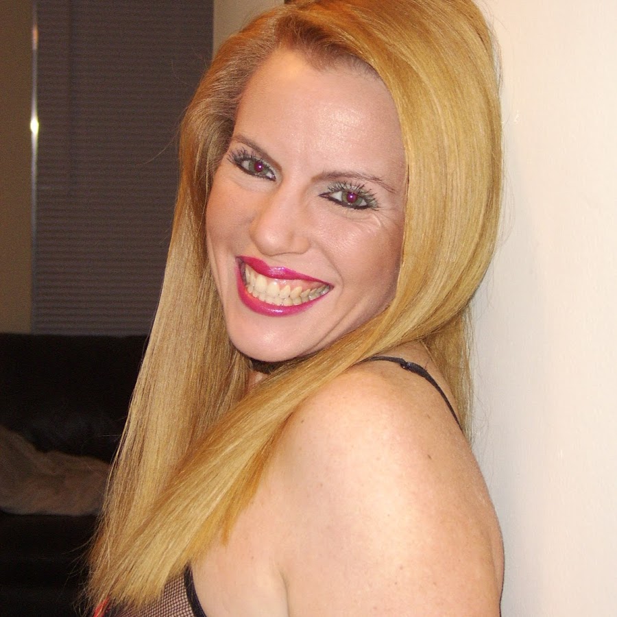 AMLnZu-5cN-x1vl9I1uSq0_HX5aATKAyyqKKcJshofNA=s900-c-k-c0x00ffffff-no-rj