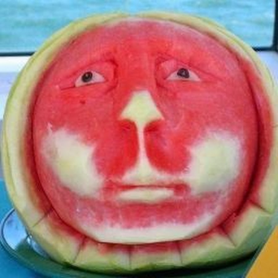 Арбуз с лицом мем